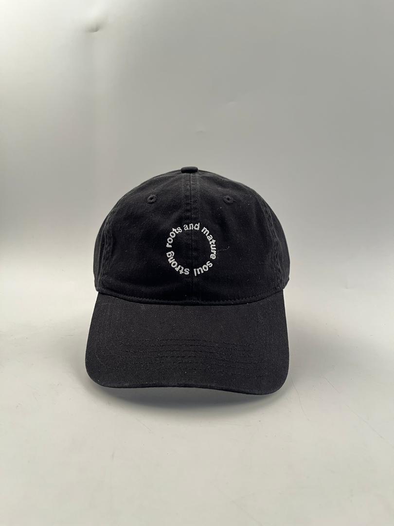 Caps Unleashed: Where Fashion Meets Functionality